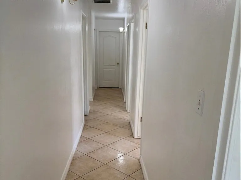 8420 Winlock St — Photo 10