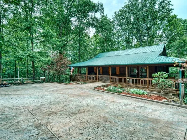 507 Chicory Dr W, Blairsville, GA 30512