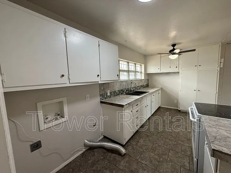 3728 Holley Ave — Photo 5