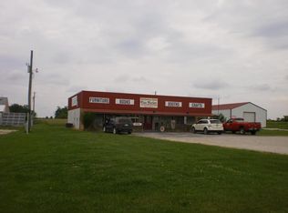 300 Cobble Stone Dr, Seymour, MO 65746