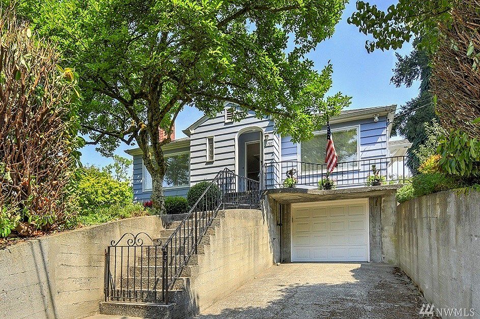 1st image of 2737 Sunset Dr W