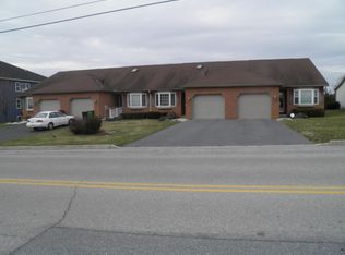 1253 Progress Rd, Chambersburg, PA 17201