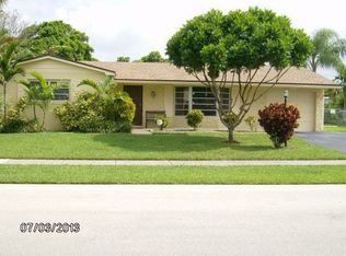 10520 SW 98th St, Miami, FL 33176