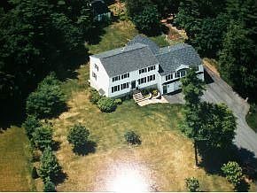 2nd image of 28 Kristin Dr