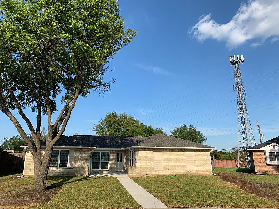 1st image of 3720 Cranston Dr