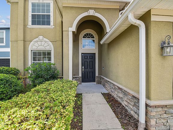 3rd image of 18530 Strombury Dr