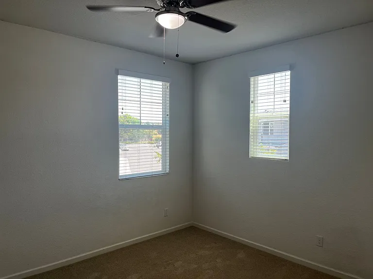 1614 Lion St — Photo 18