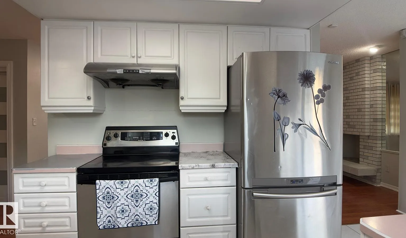 4 bed, 2.5 bath, 1070 sqft, $2,500 — Photo 4