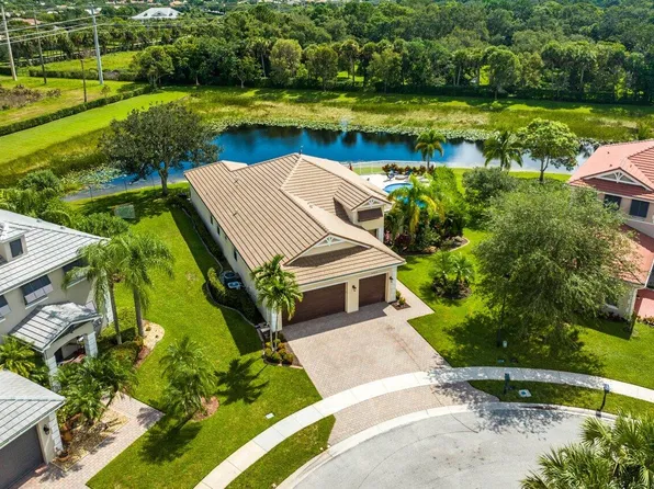 8923 New Hope Court, Royal Palm Beach, FL 33411