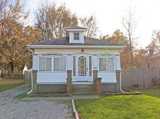 390 E 41st St, Lorain, OH 44052