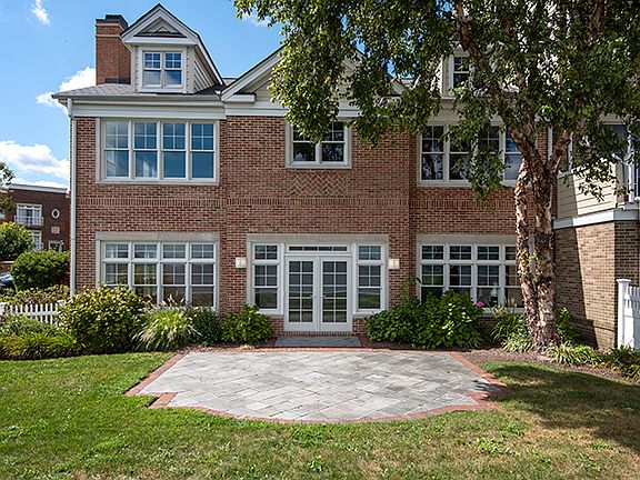 2nd image of 92 Constitution Way #92