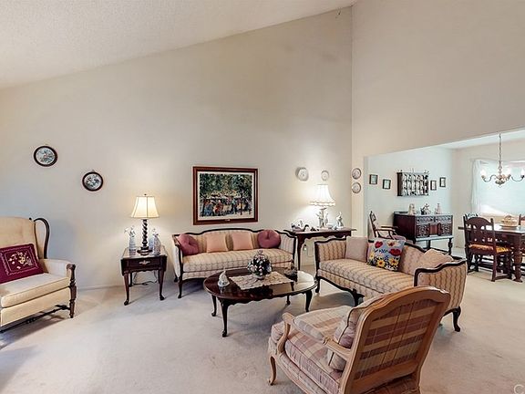 2nd image of 105 S Hermosa Ave