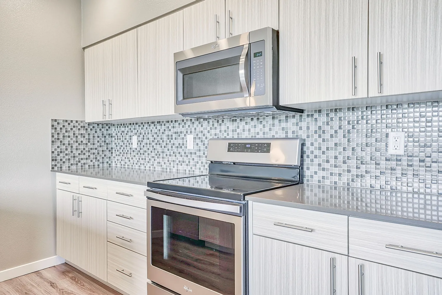 South Block Apartments — Photo 1