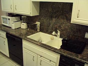 1st image of 1506 S Bentley Ave APT 205
