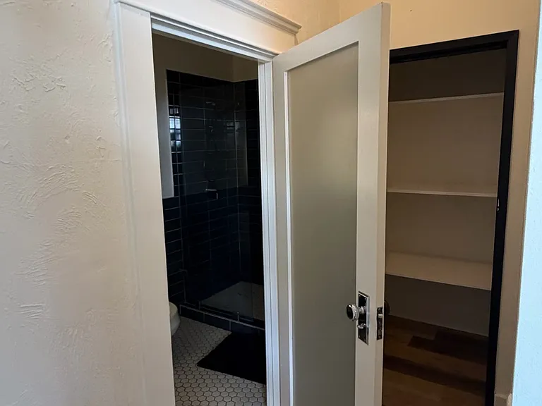 210 E High Ave #1/2 — Photo 12