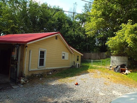 2nd image of 1309 City View St SE