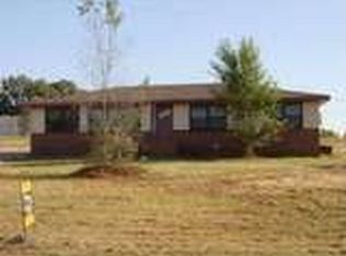 197 Sartain Dr, Commerce, GA 30530