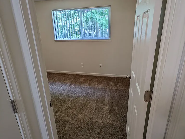 7815 NE 117th Ave — Photo 51