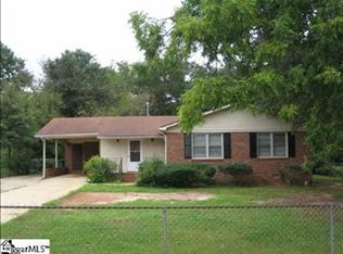 27 Sherman Ln, Greenville, SC 29605