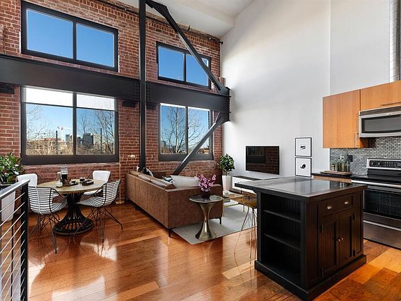 5th image of 88 Bush St Unit 2143