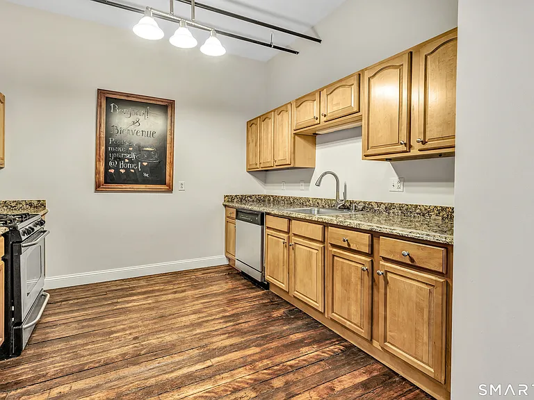 145 Canal St #408 — Photo 14