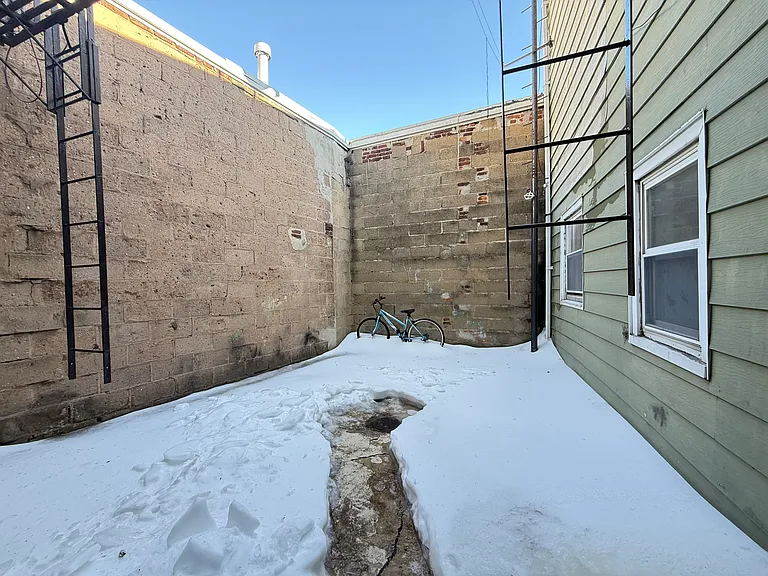 102 Union St #1B — Photo 11