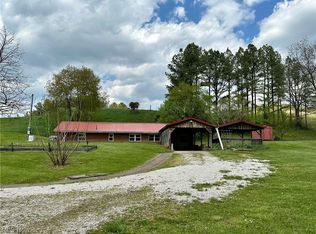 617 S Pleasant Hill Rd, Belleville, WV 26133