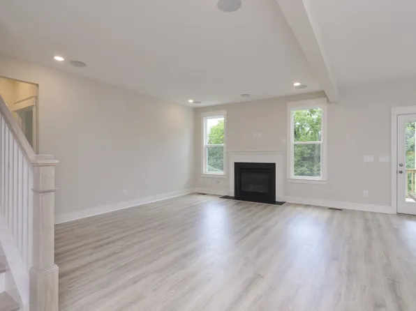 100 James Gourley Rd Lot 215, Hendersonville, TN 37075