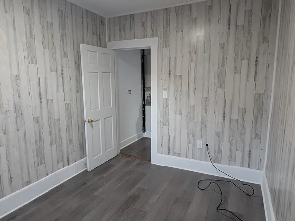 250 Madison Ave #3, Berlin, NH 03570