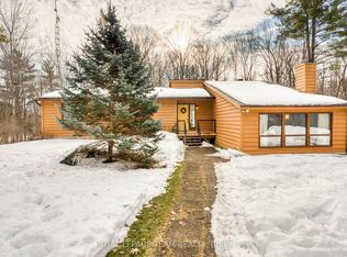 1814 Old Perth Rd, Mississippi Mills, ON K0A1A0