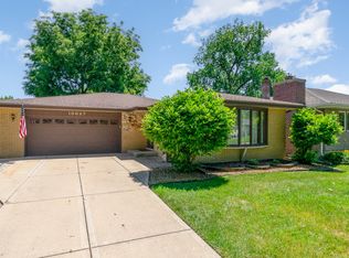 18627 William St, Lansing, IL