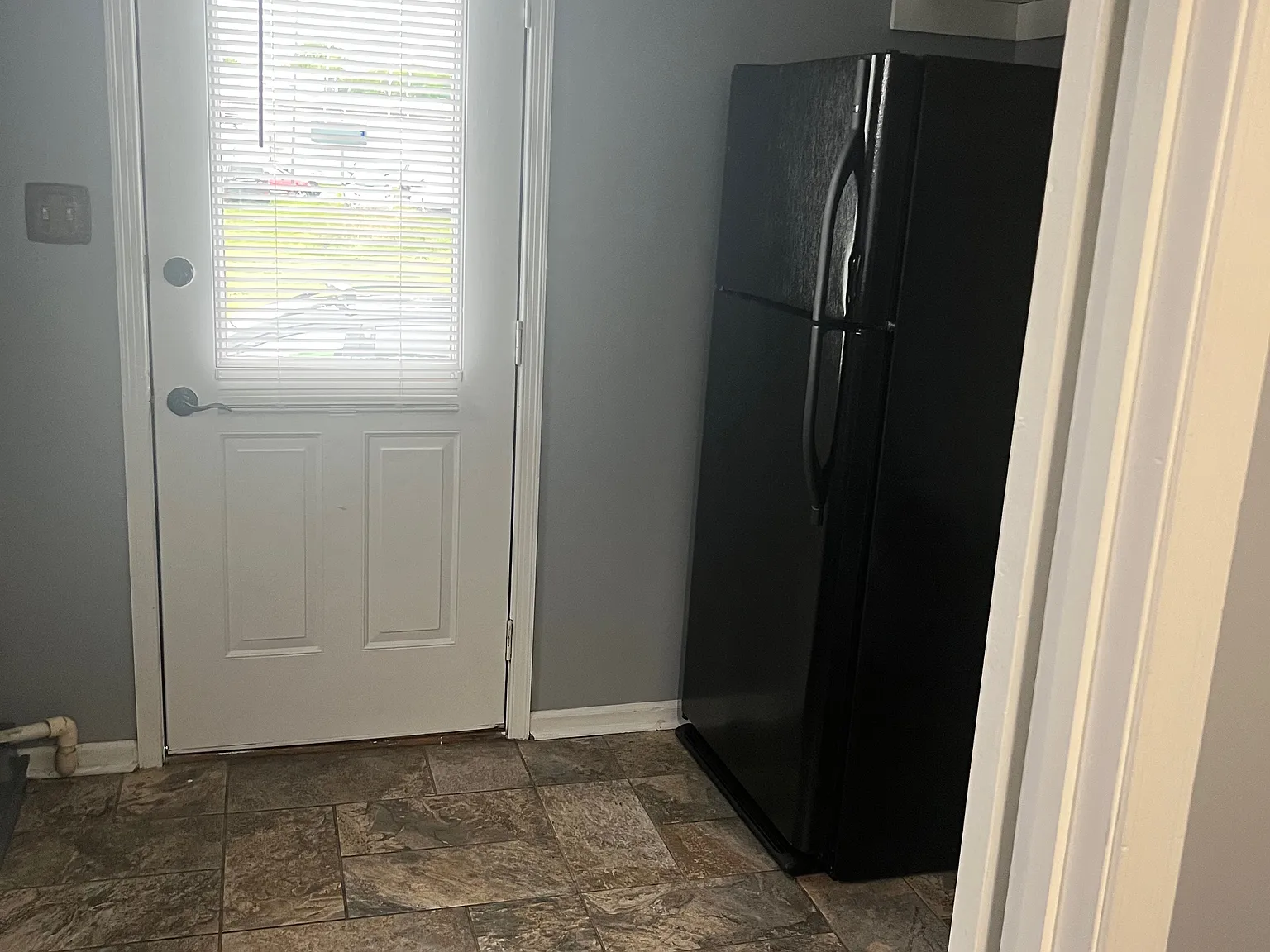 3 bed, 1768 sqft, $1,400 — Photo 4