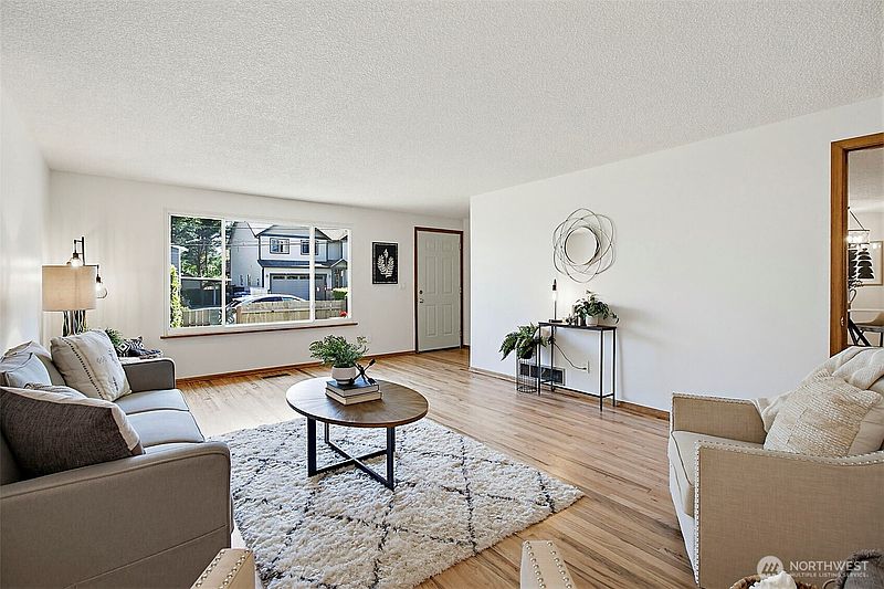 4th image of 1410 SW 149th Street