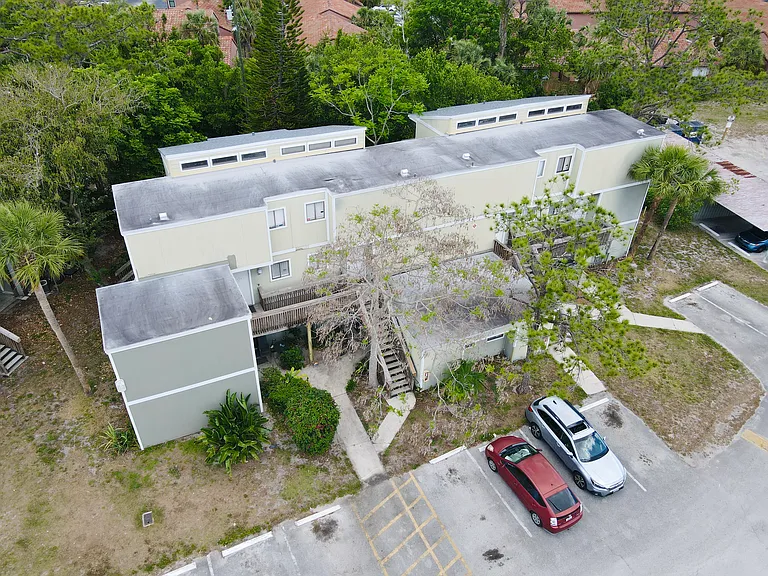 123 Scottsdale Sq #123 — Photo 1