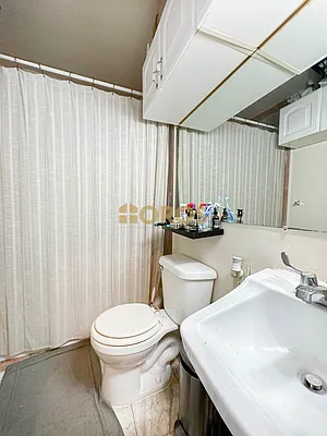 Rented by City Connections Realty | media 16