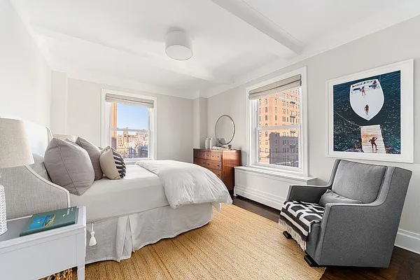 Sold by Compass | media 29