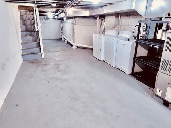 4th image of 1949 E Stella St