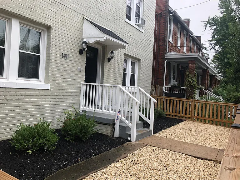 1411 Ridge Pl SE — Photo 8