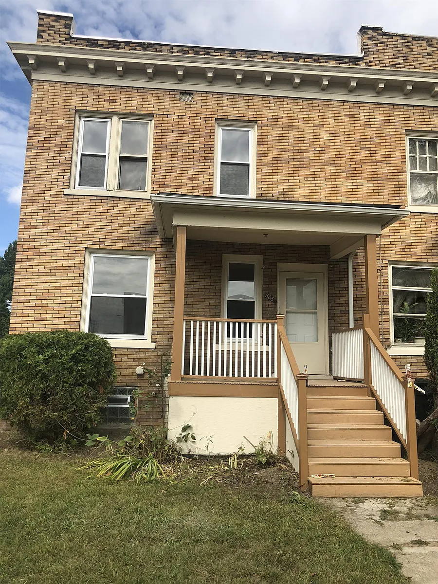 Front View - 505 Westminster St