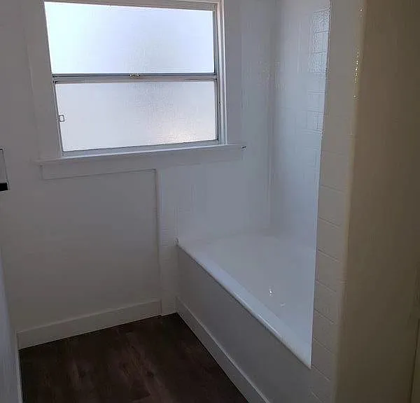 1325-1333 E 3rd St #1325 — Photo 24