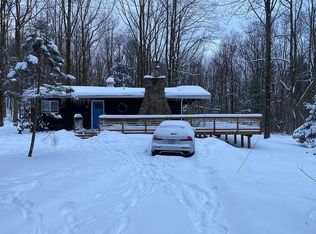 154 Horseshoe Rd, Champion, PA 15622