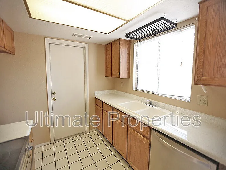 6605 W Mescal St — Photo 9