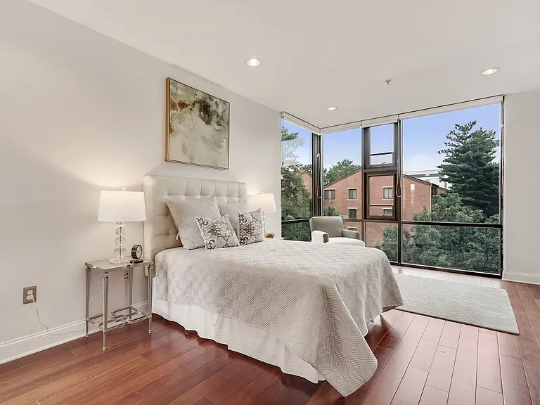 1354 Euclid St NW #402A — Photo 9