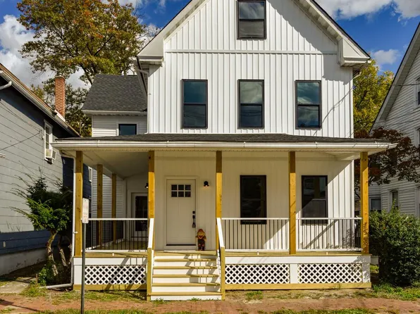 25 Bispham St, Mount Holly, NJ 08060