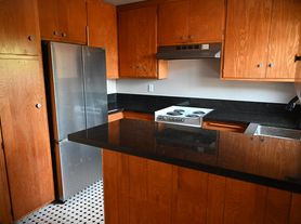 378 Molino Ave, Long Beach, CA
