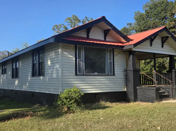 2111 Sansom Ave, Gadsden, AL 35904