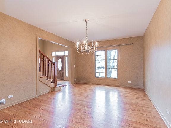 4th image of 455 Somerset Hills Ct