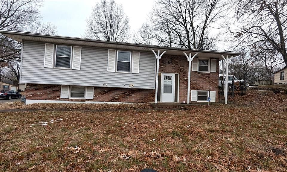 1st image of 12521 E 51st St S