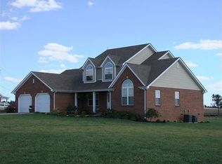 330 Cleo Ave, Lancaster, KY 40444
