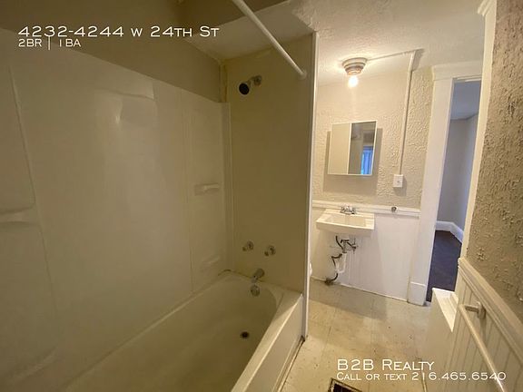 5th image of 4232-4244 W 24th St